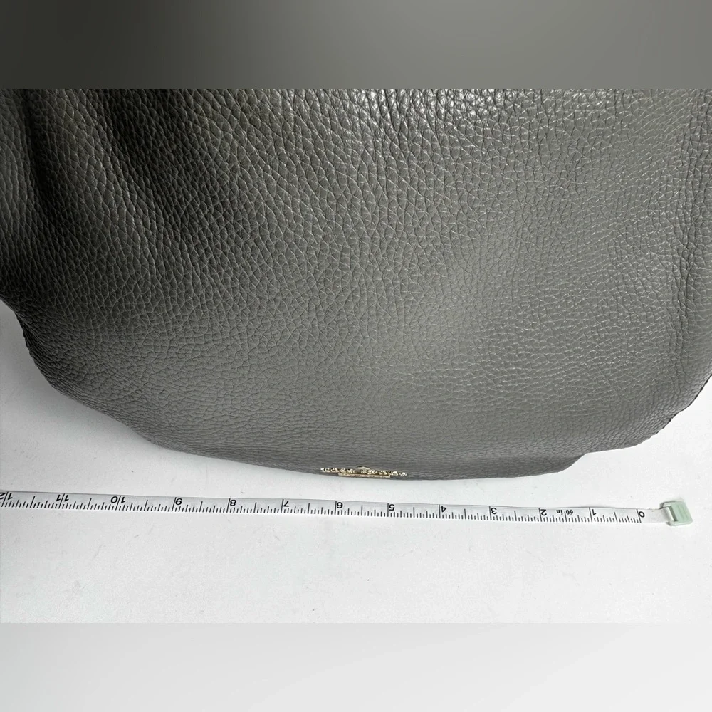 Kate Spade Cobble Hill Gray Pebbled Leather Zip Closure Crossbody Shoulder Bag